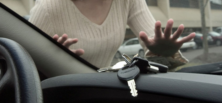 vehicle lockout service Avenal
